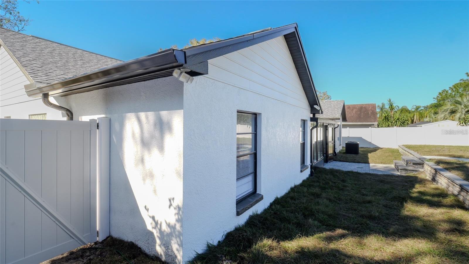 Image 38 of 45 For 10426 Deepbrook Drive