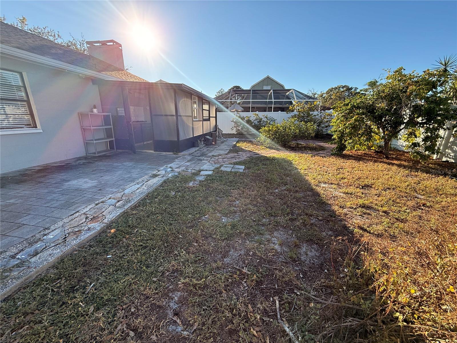 Image 16 of 18 For 10922 Tailfeather Court