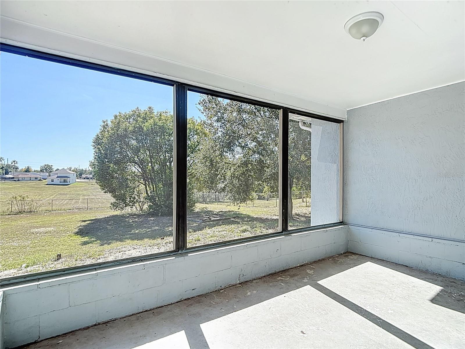 Image 32 of 54 For 13156 Odham Street