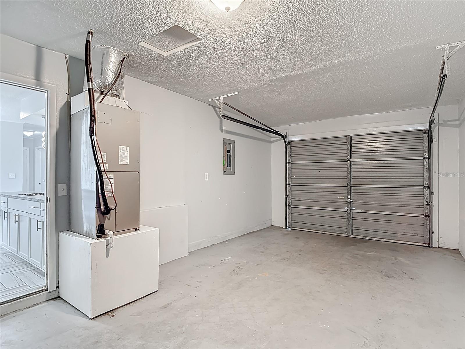 Image 37 of 54 For 13156 Odham Street