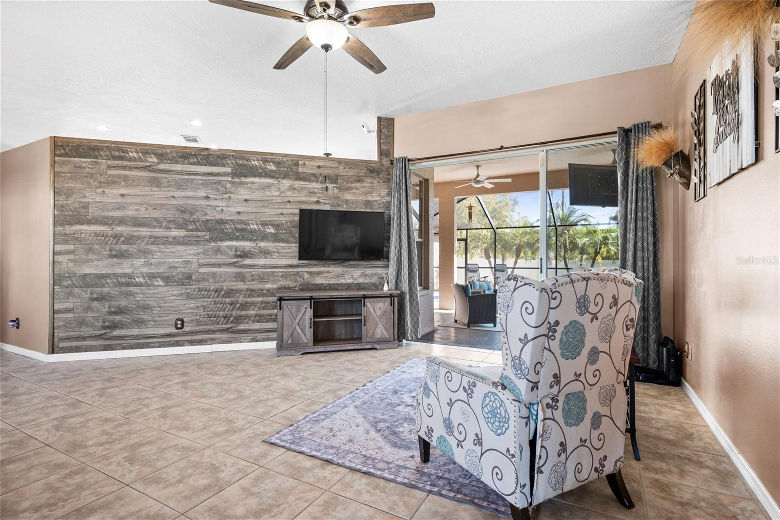 Image 19 of 43 For 26210 Corkwood Court