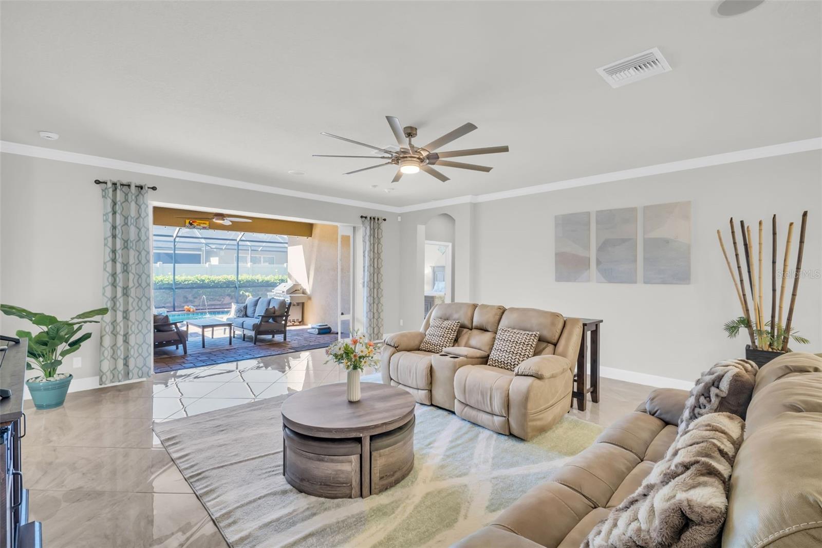 Image 36 of 75 For 3638 Arboretum Place