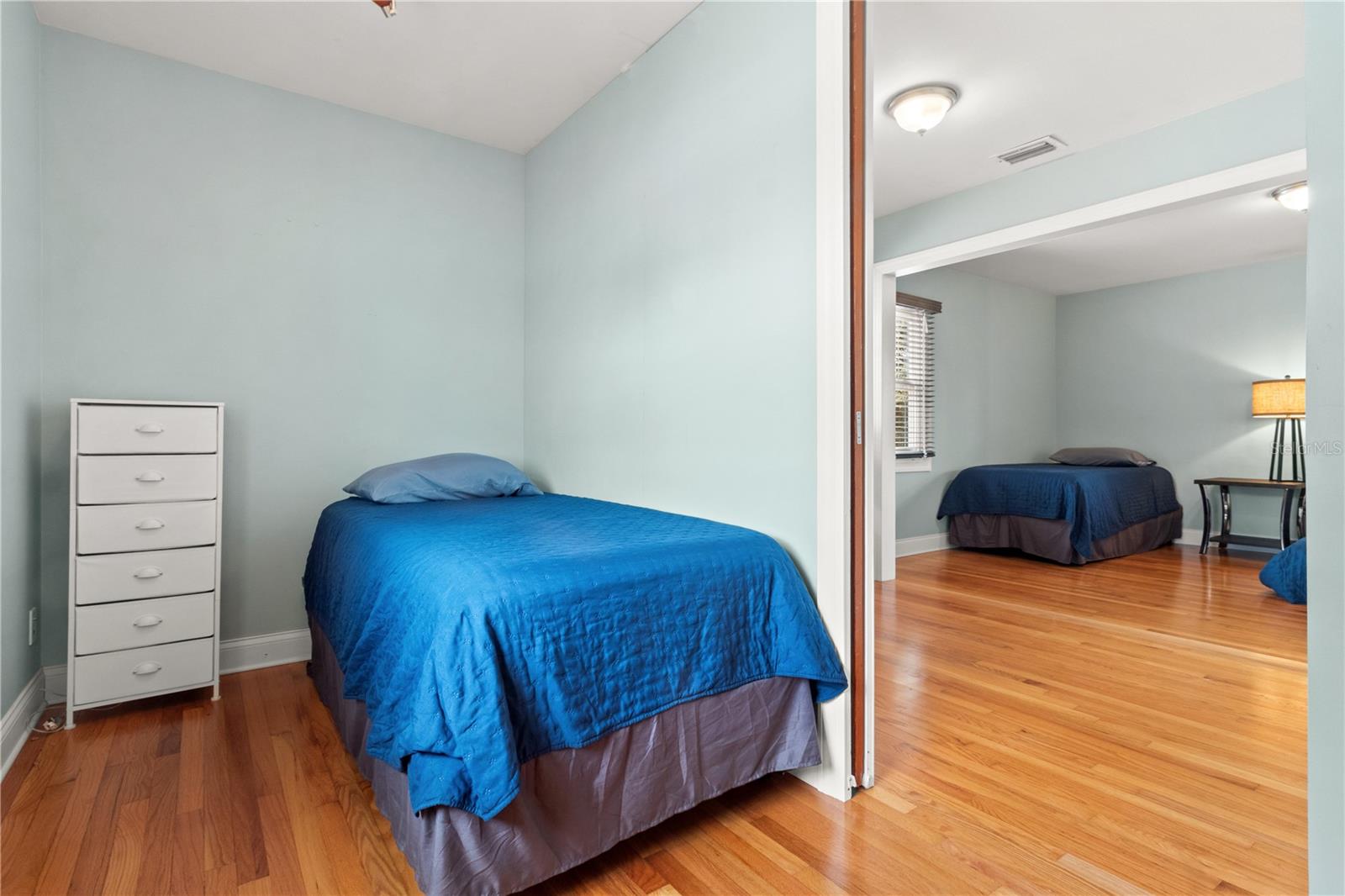 Listing photo id 17 for 6515 Dimarco Road