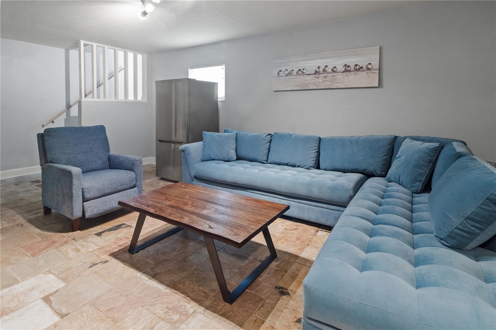 Listing photo id 22 for 6515 Dimarco Road