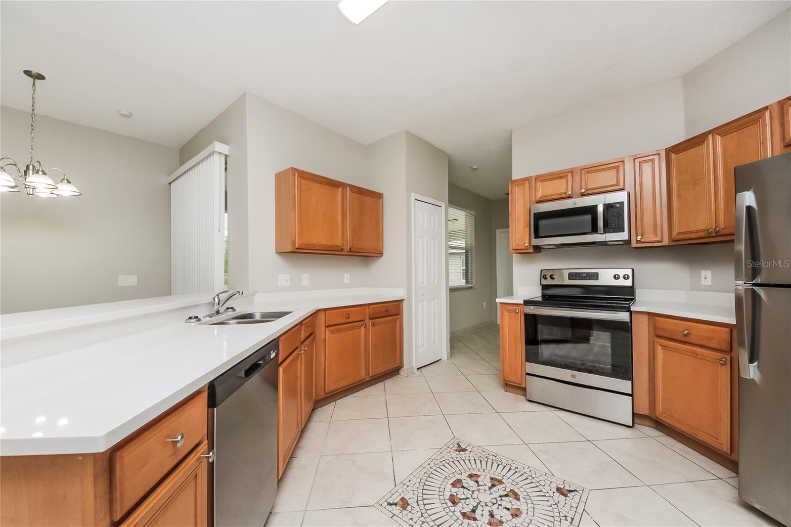 Image 7 of 16 For 710 Paris Drive