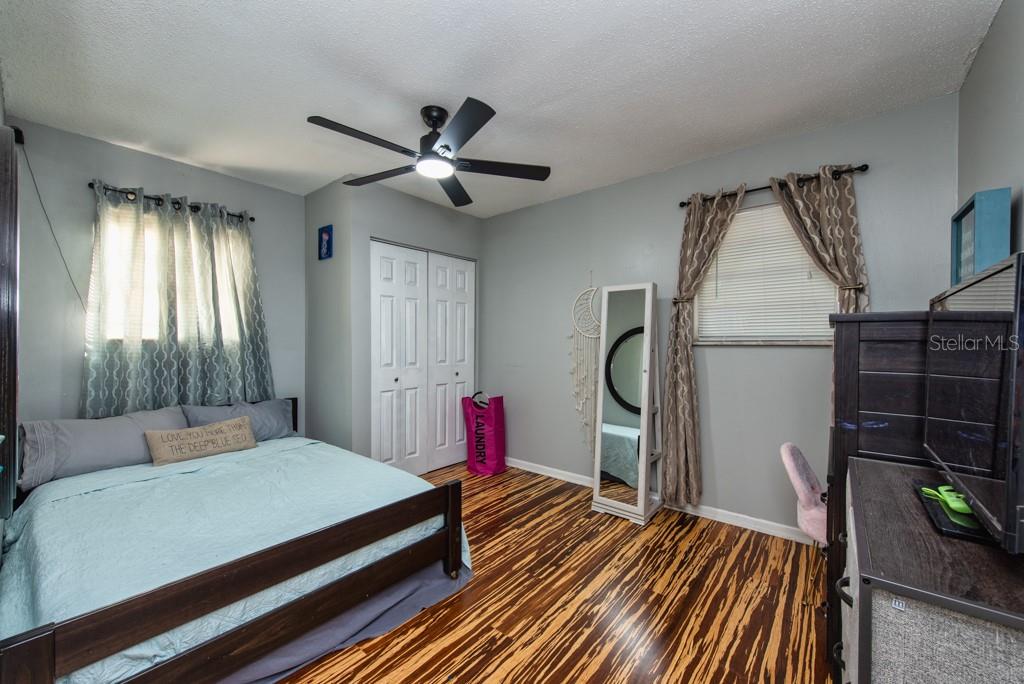 Image 13 of 33 For 1385 Milton Street