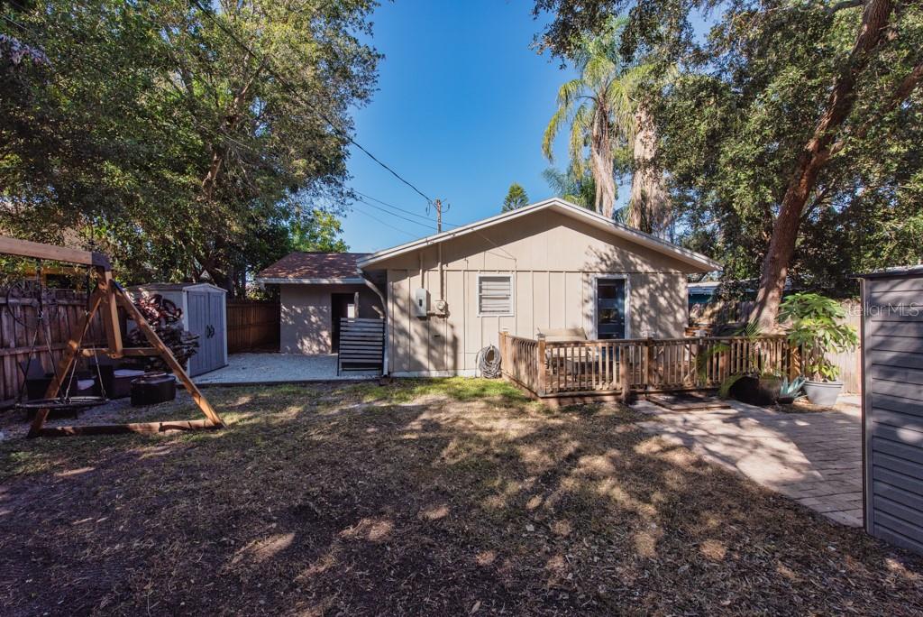 Image 24 of 33 For 1385 Milton Street