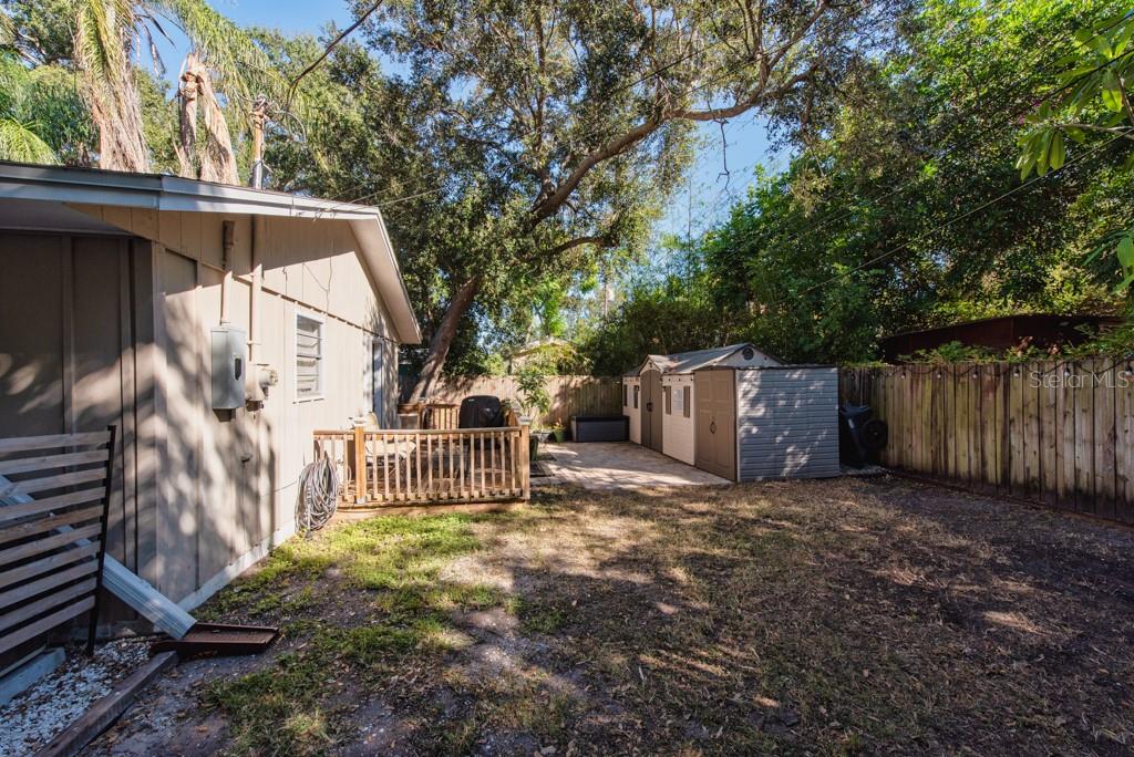 Image 25 of 33 For 1385 Milton Street