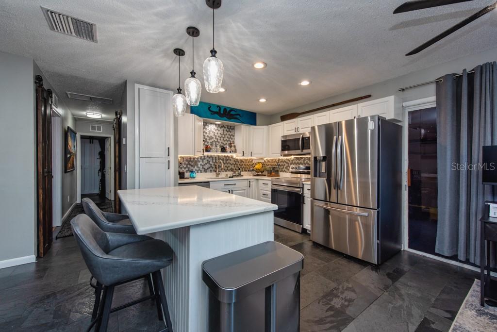 Image 8 of 33 For 1385 Milton Street