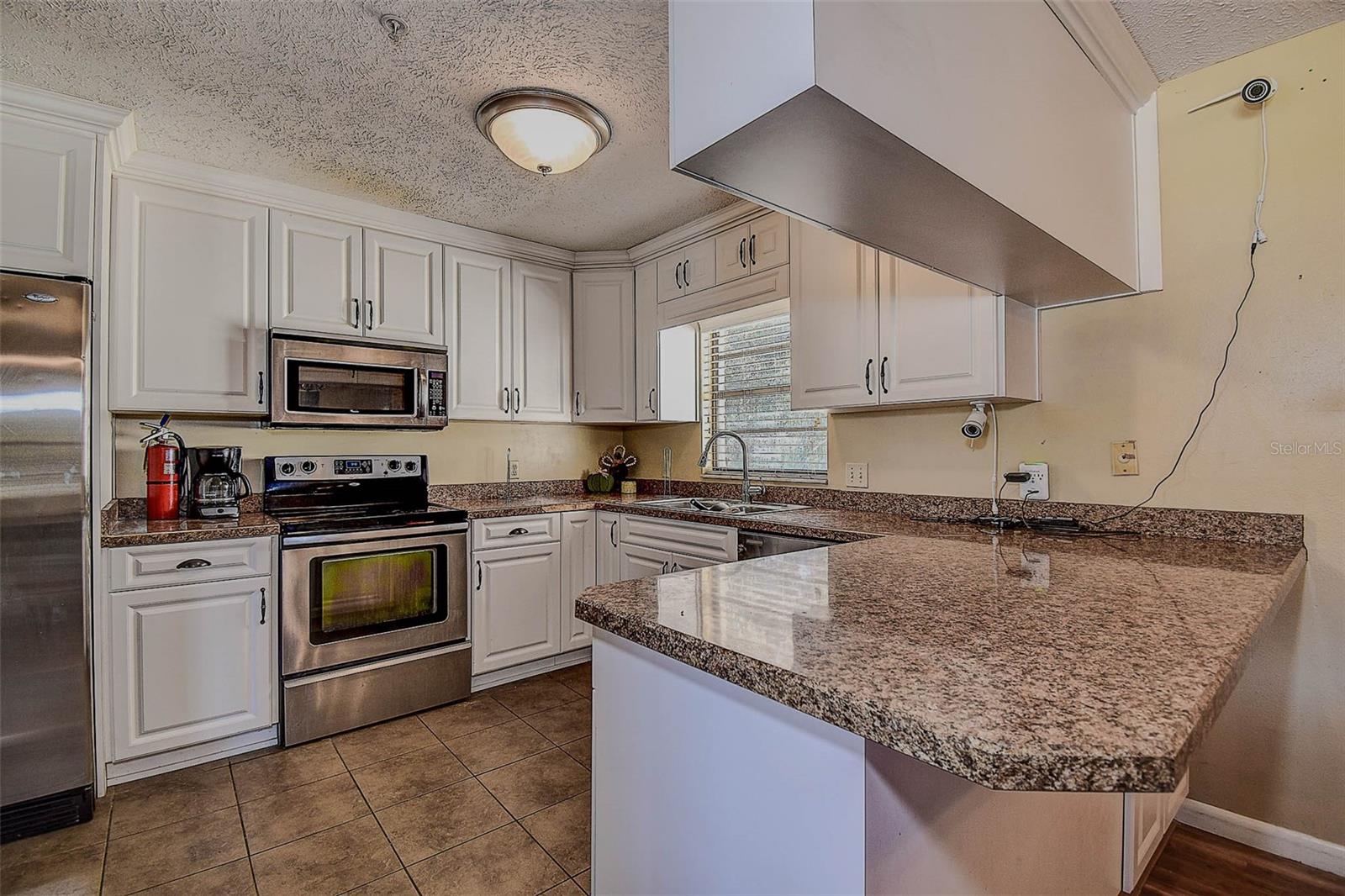 Image 11 of 41 For 11425 Sun Road