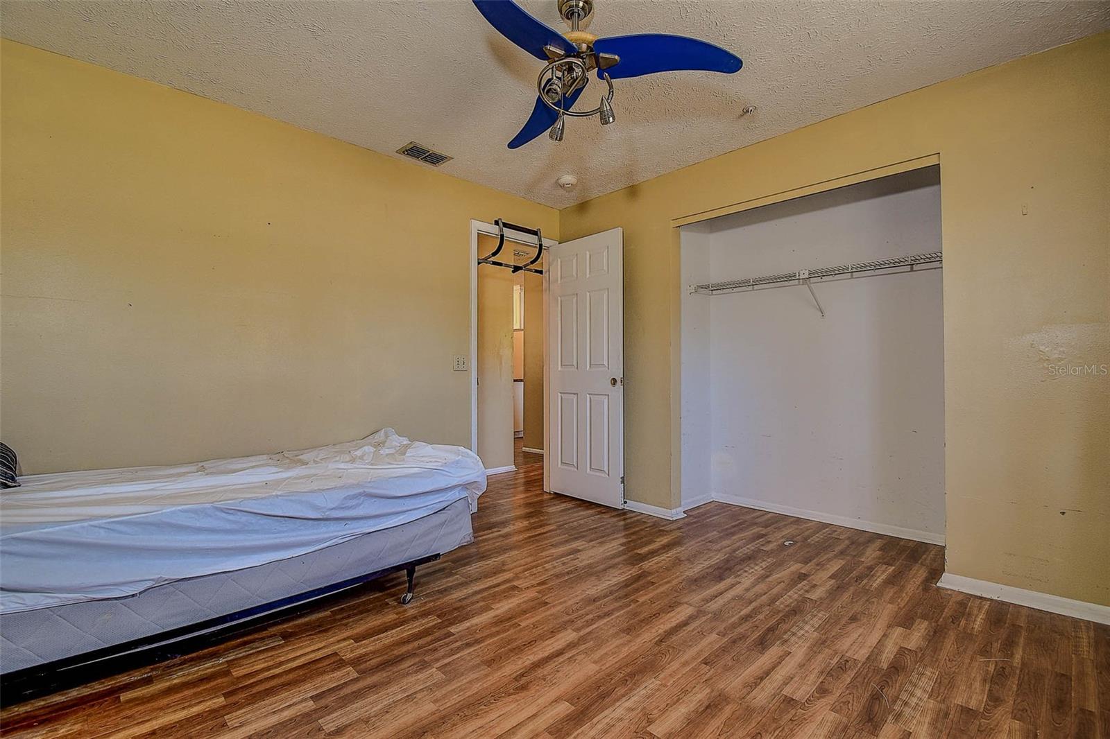 Image 18 of 41 For 11425 Sun Road