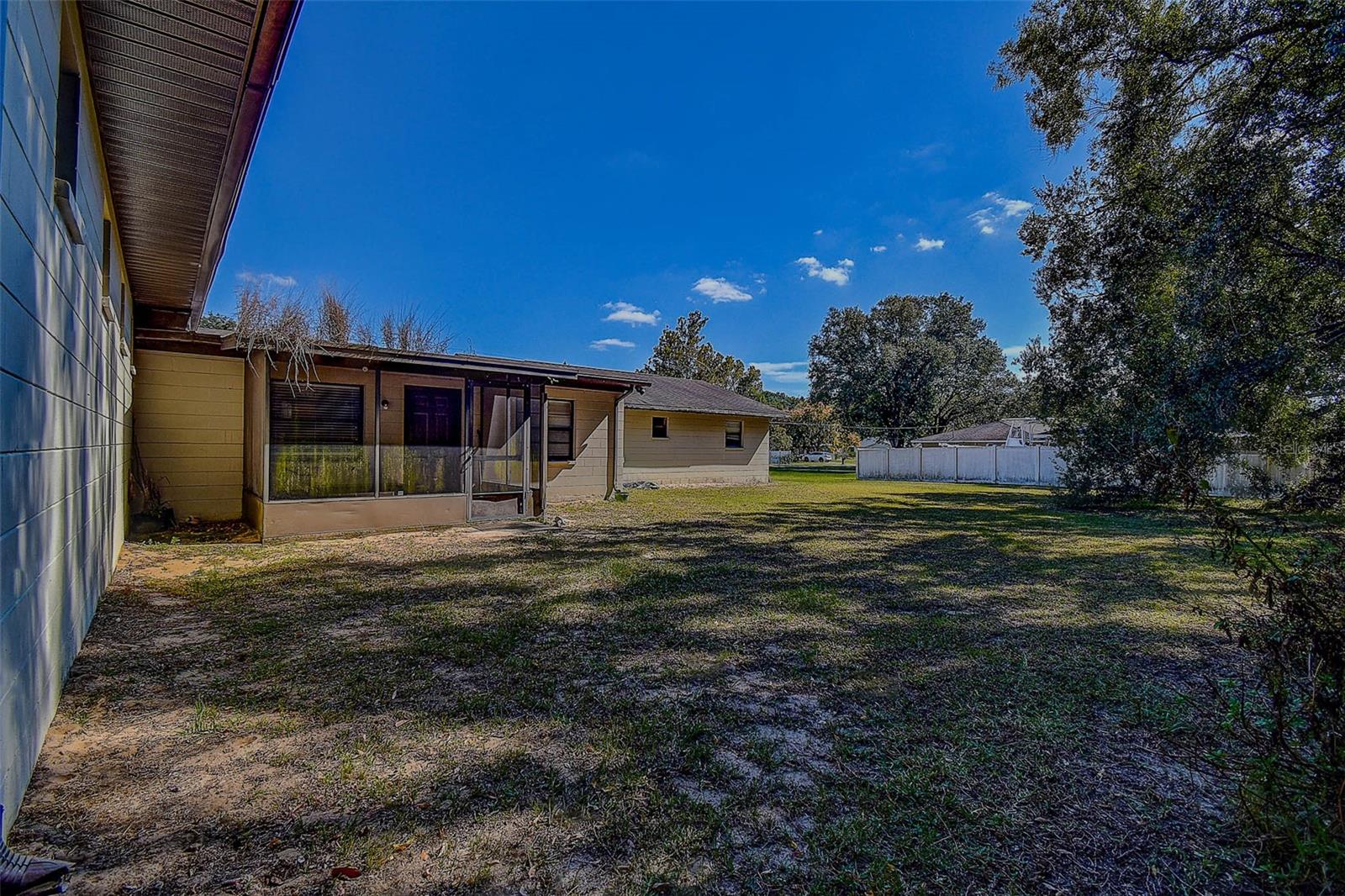 Image 32 of 41 For 11425 Sun Road