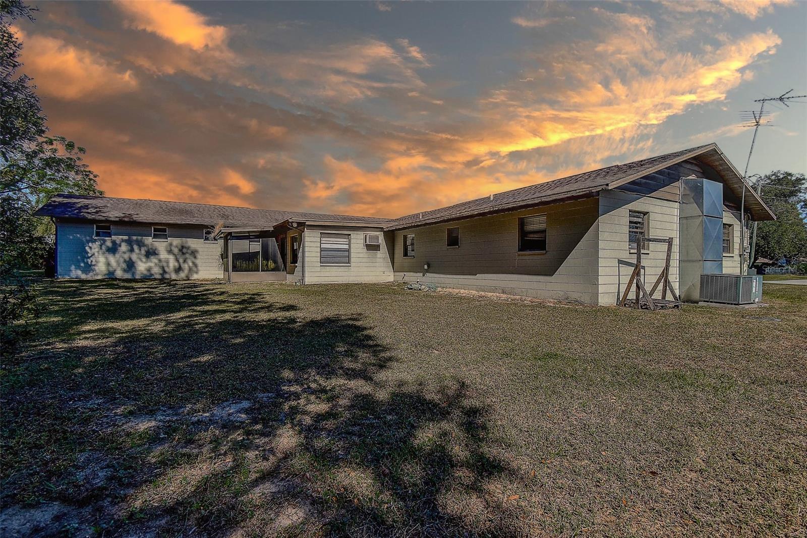 Image 33 of 41 For 11425 Sun Road