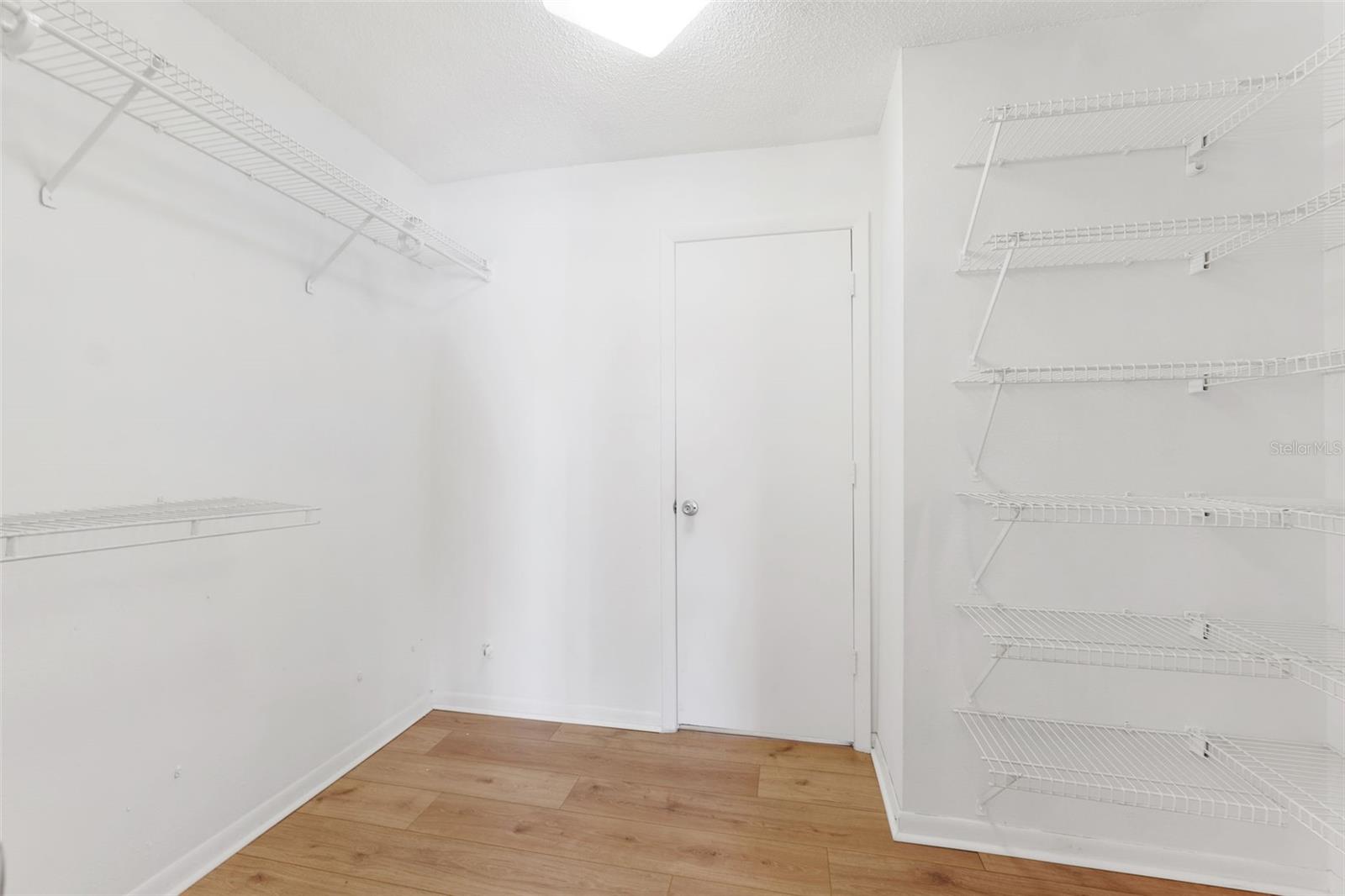 Image 22 of 34 For 9009 Tudor Drive G210