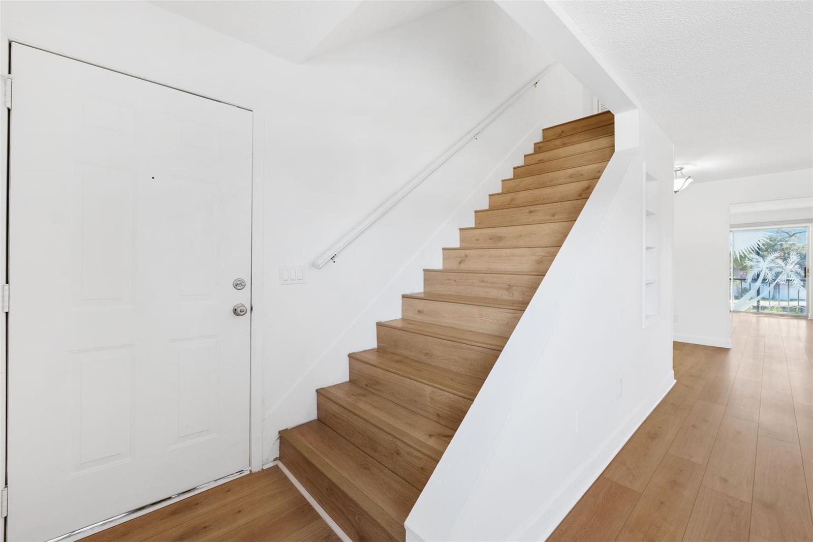 Image 6 of 34 For 9009 Tudor Drive G210