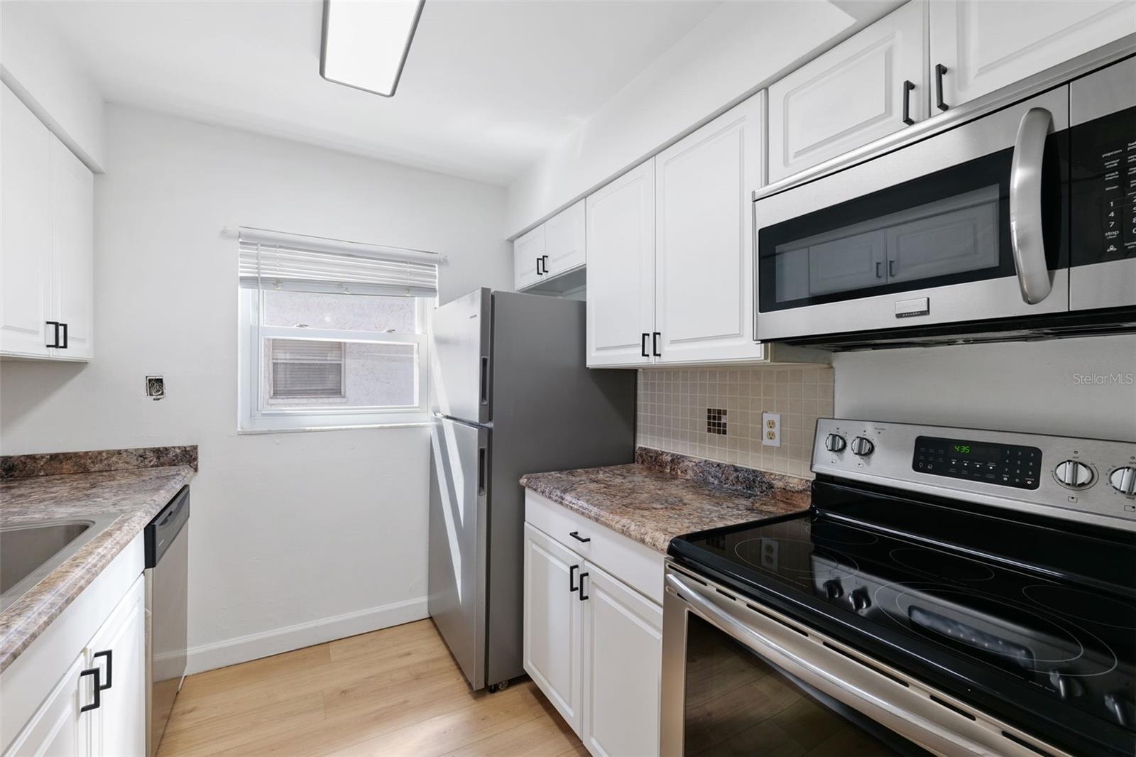 Image 9 of 34 For 9009 Tudor Drive G210