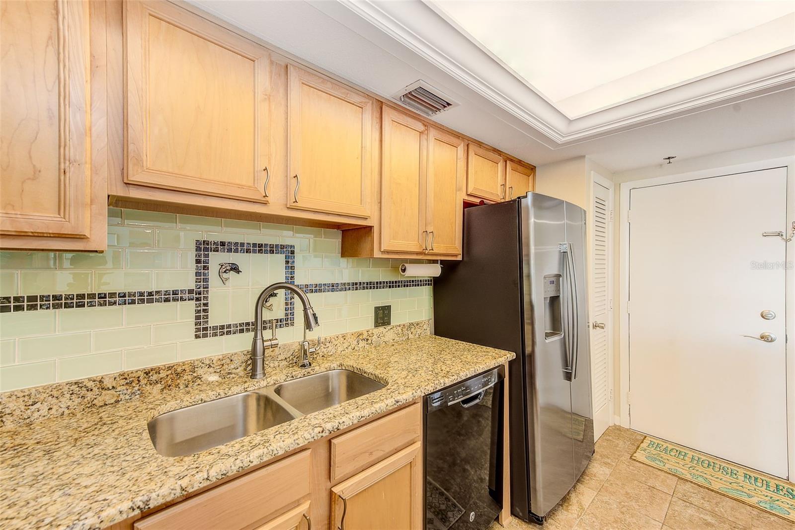 Image 10 of 54 For 3820 Gulf Boulevard 207