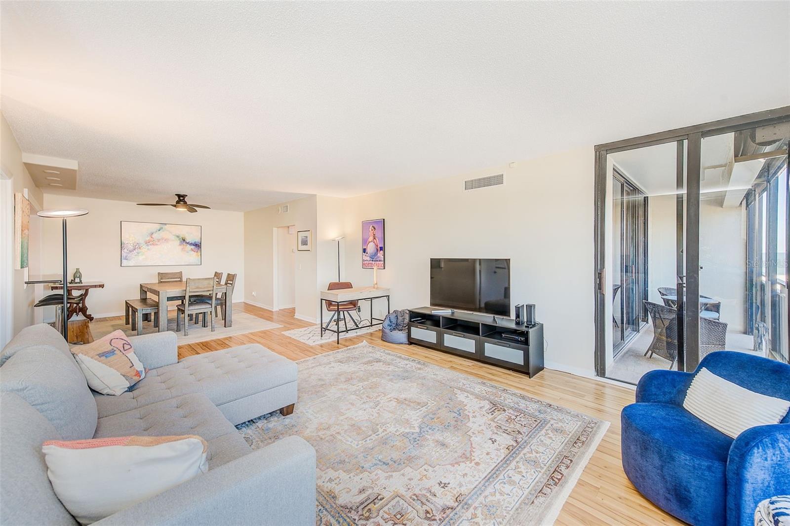 Image 16 of 54 For 3820 Gulf Boulevard 207