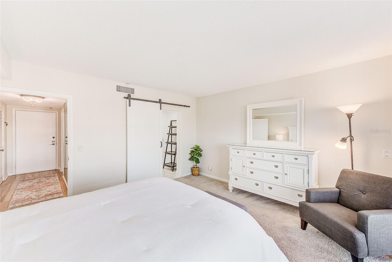 Image 28 of 54 For 3820 Gulf Boulevard 207