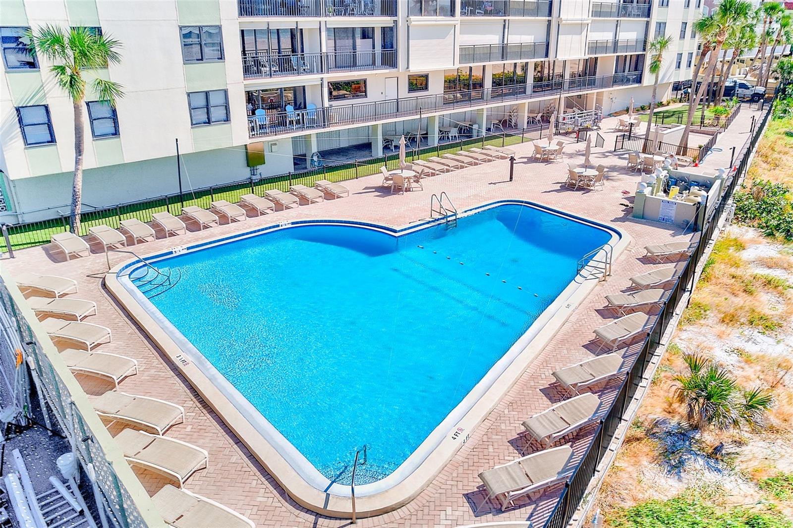 Image 3 of 54 For 3820 Gulf Boulevard 207