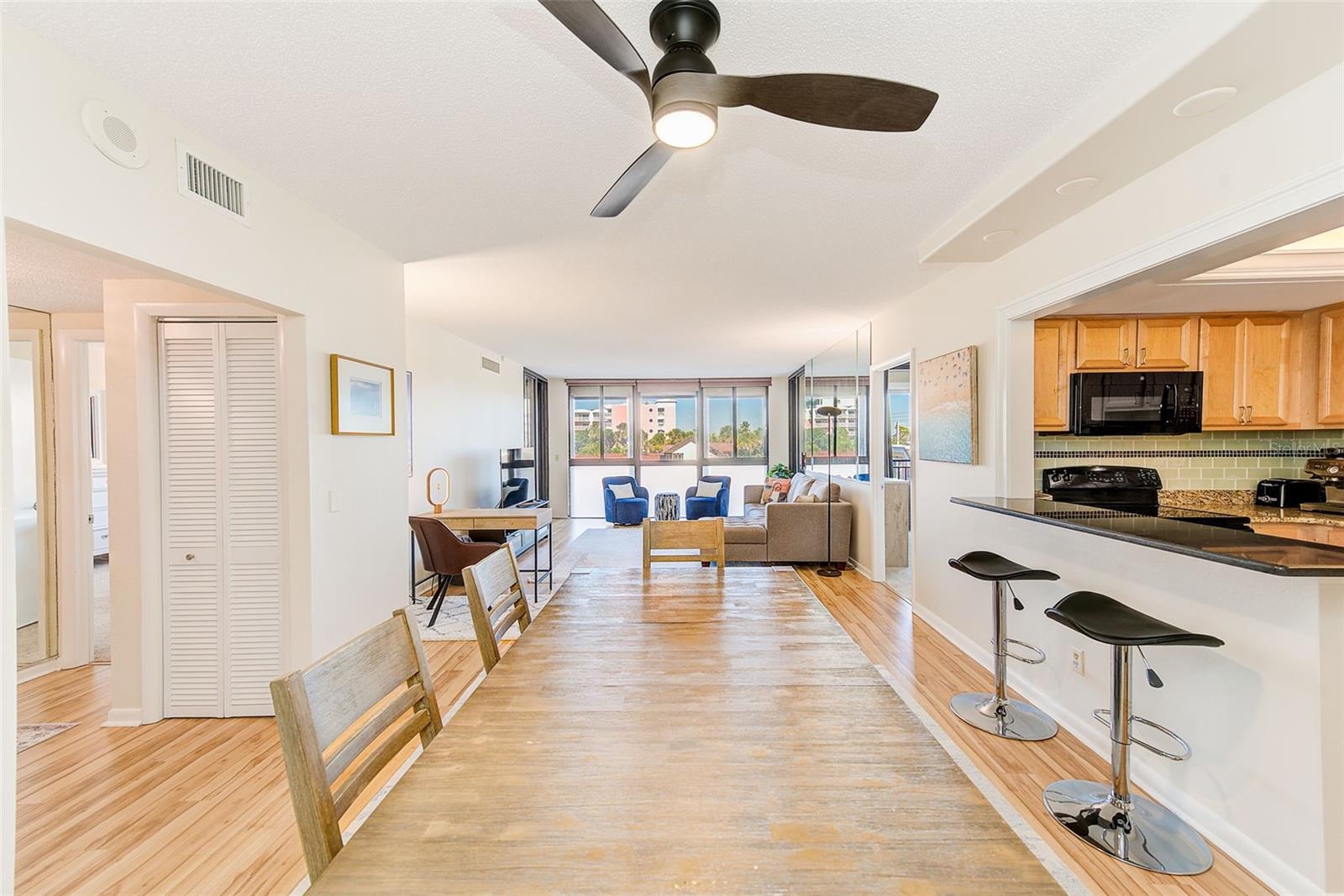 Image 4 of 54 For 3820 Gulf Boulevard 207