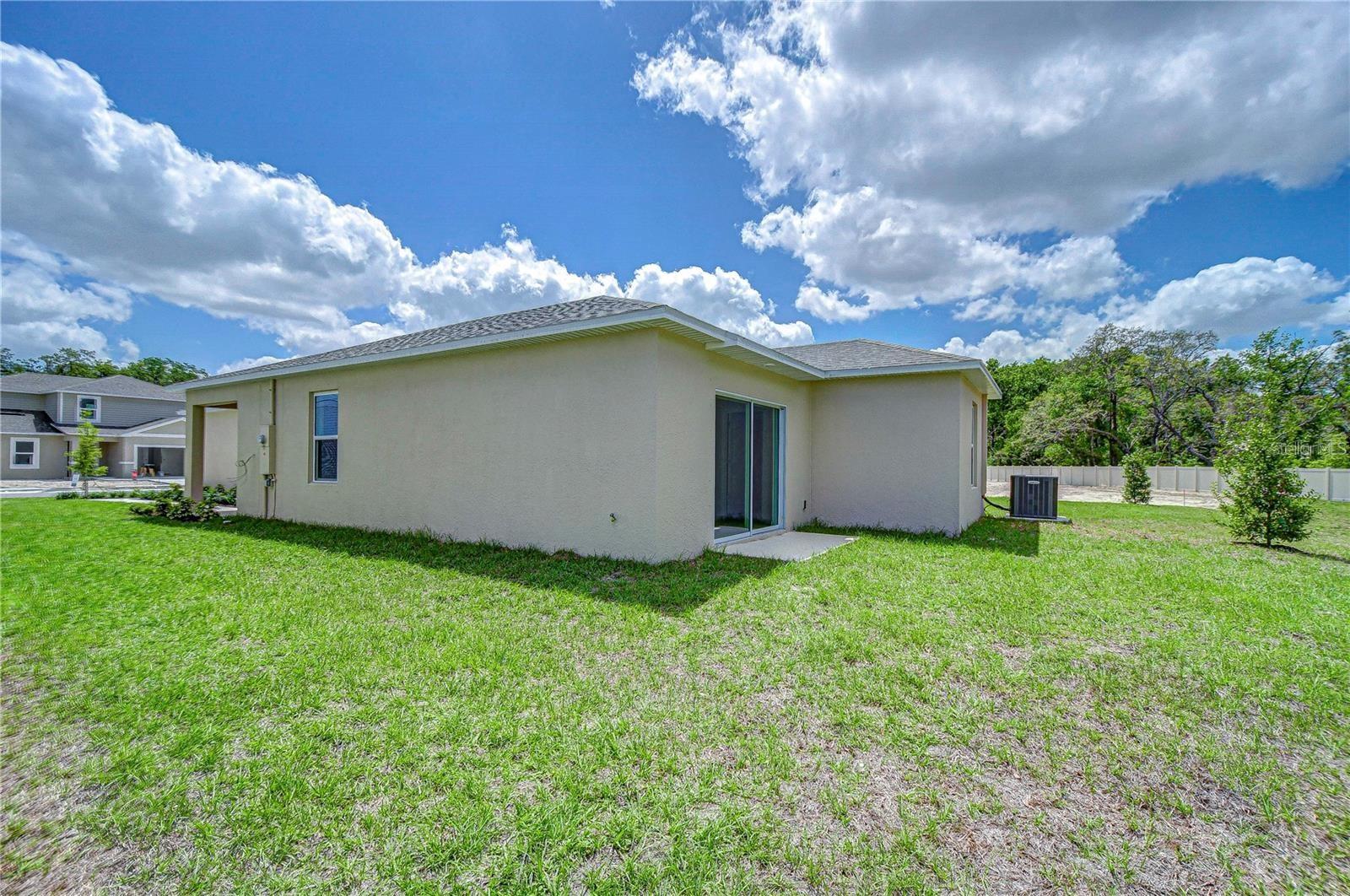 Image 20 of 21 For 13341 Tropical Breeze Way