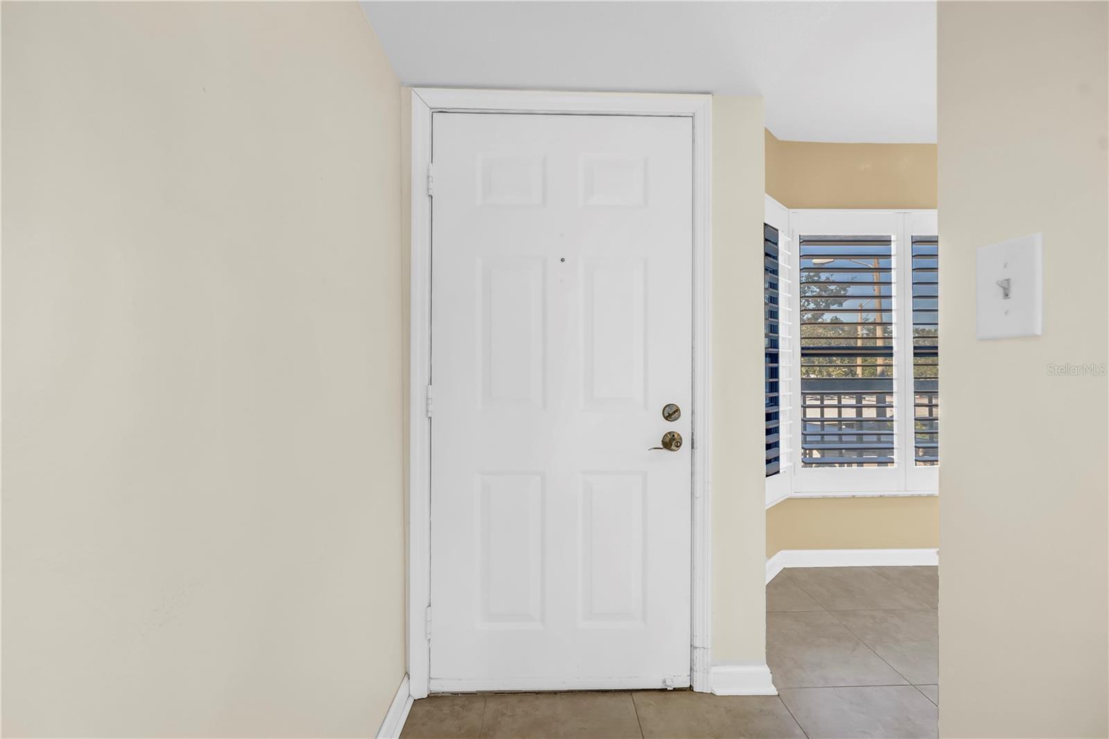 Image 28 of 71 For 1320 Pasadena Avenue S 203