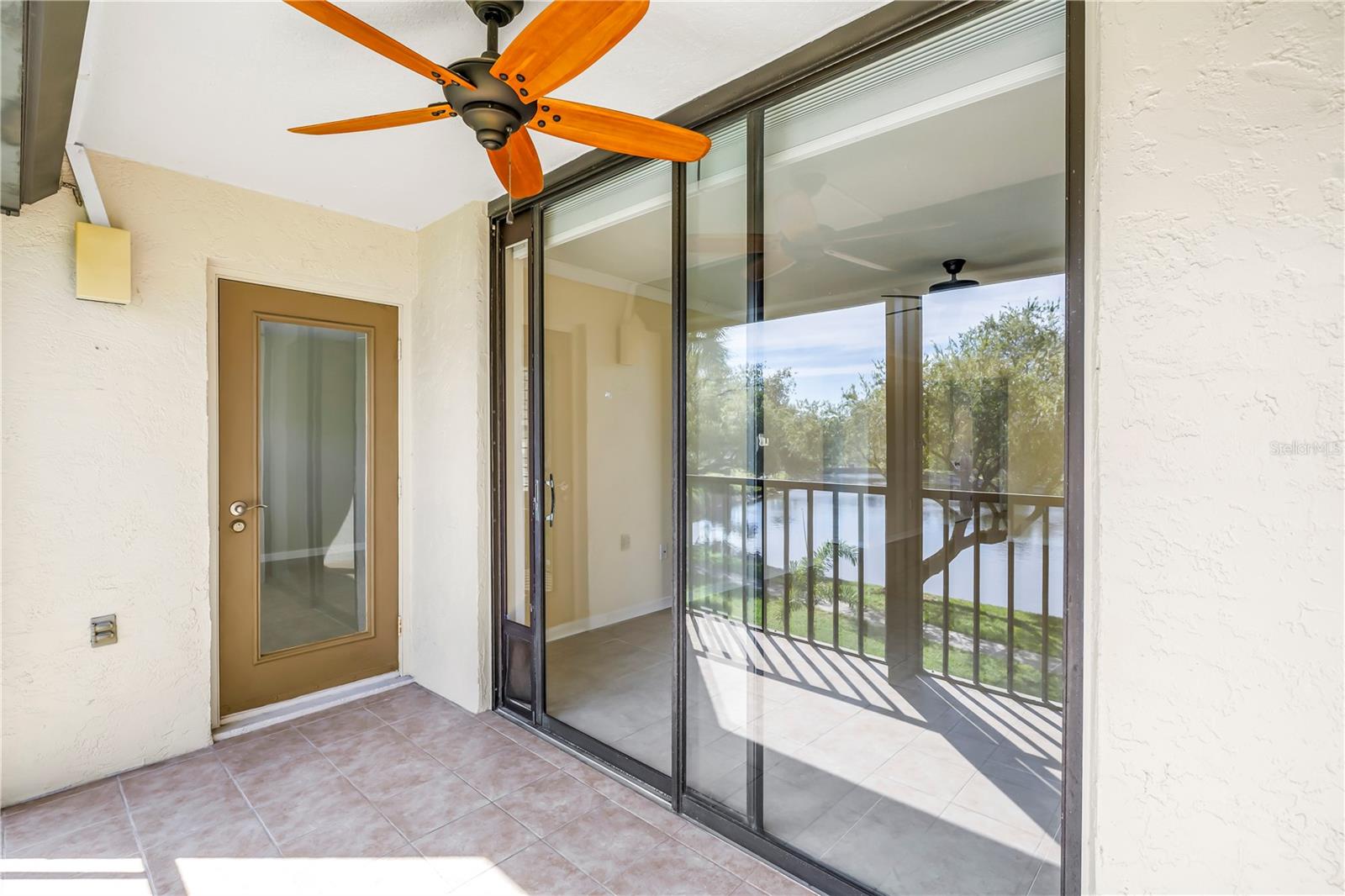 Image 32 of 71 For 1320 Pasadena Avenue S 203