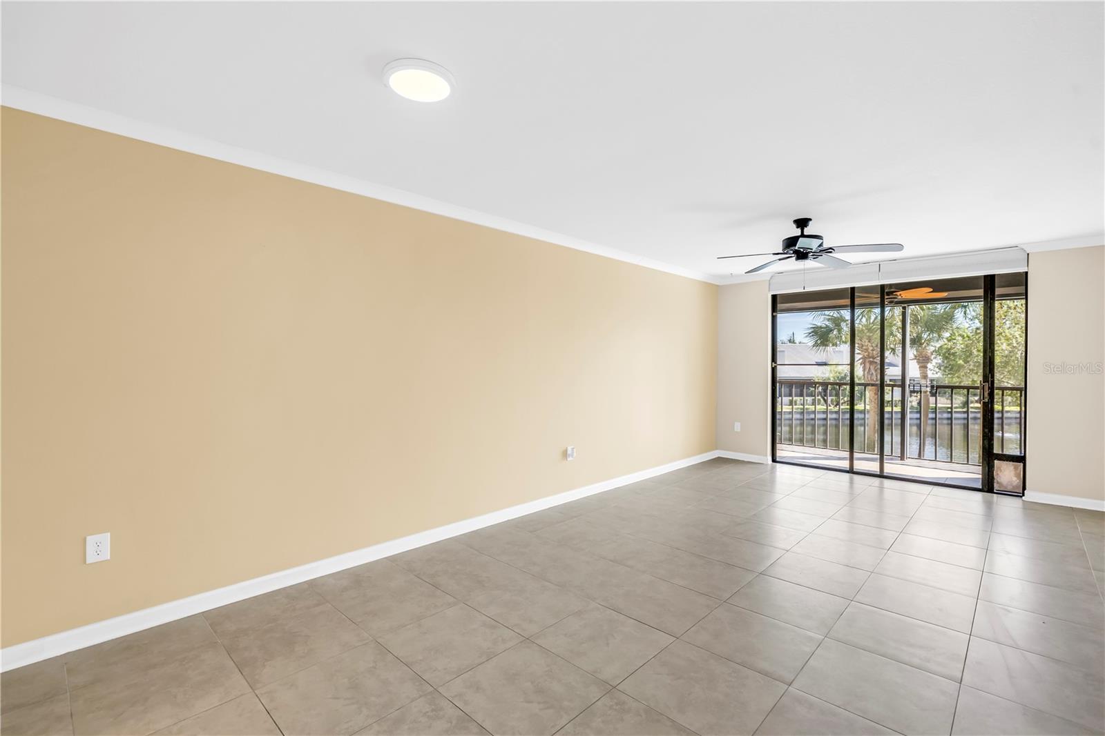 Image 4 of 71 For 1320 Pasadena Avenue S 203