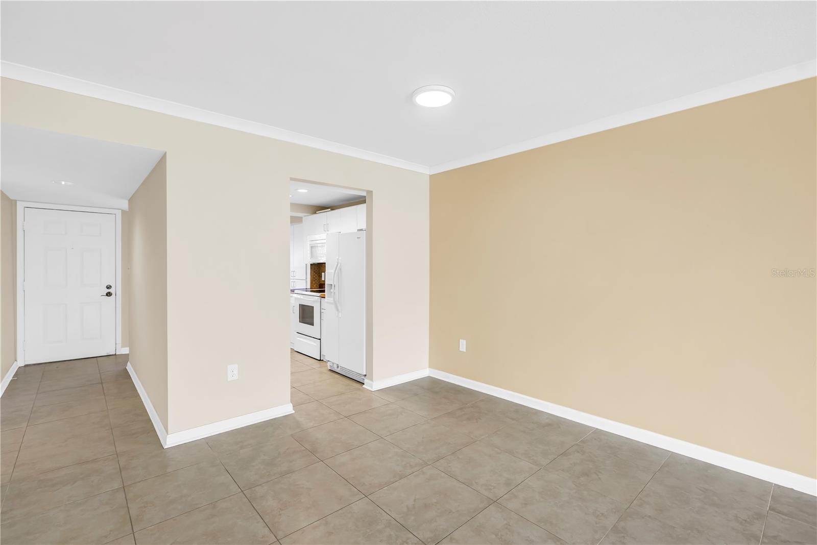 Image 5 of 71 For 1320 Pasadena Avenue S 203