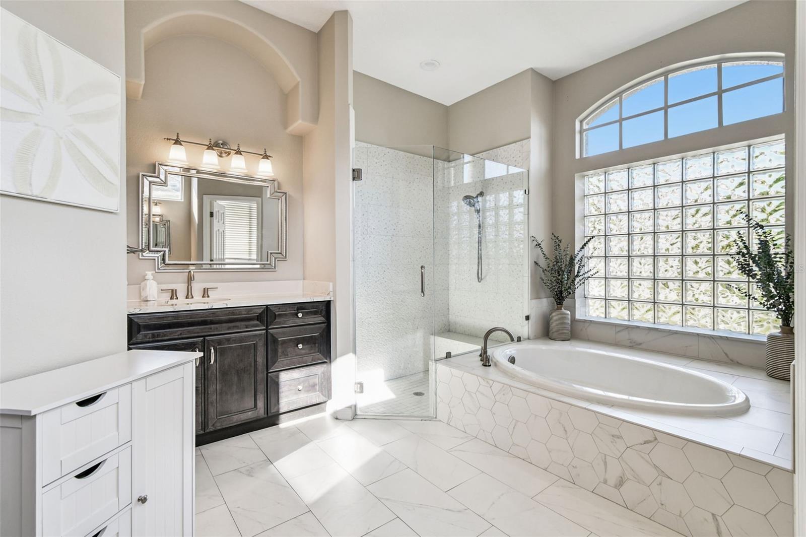 Image 22 of 53 For 4530 Roanoak Way