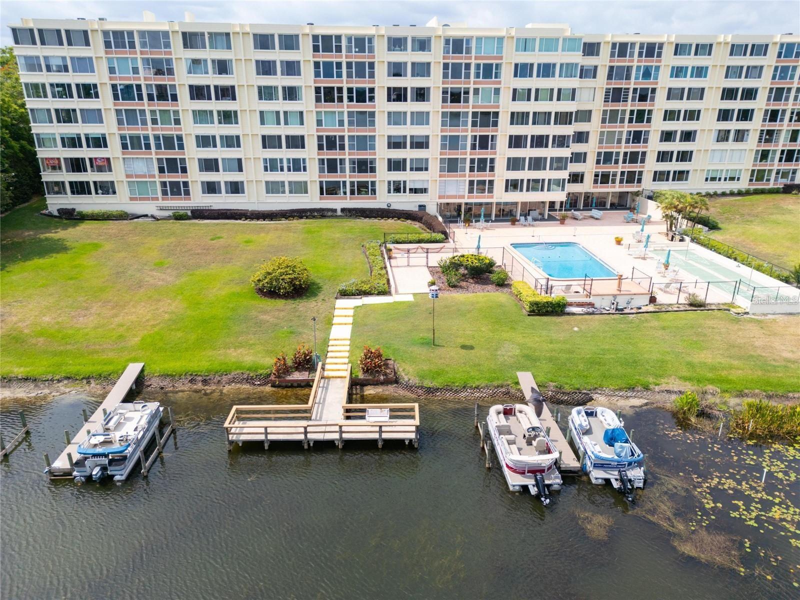 Image 18 of 77 For 700 Mirror Terrace Nw 505