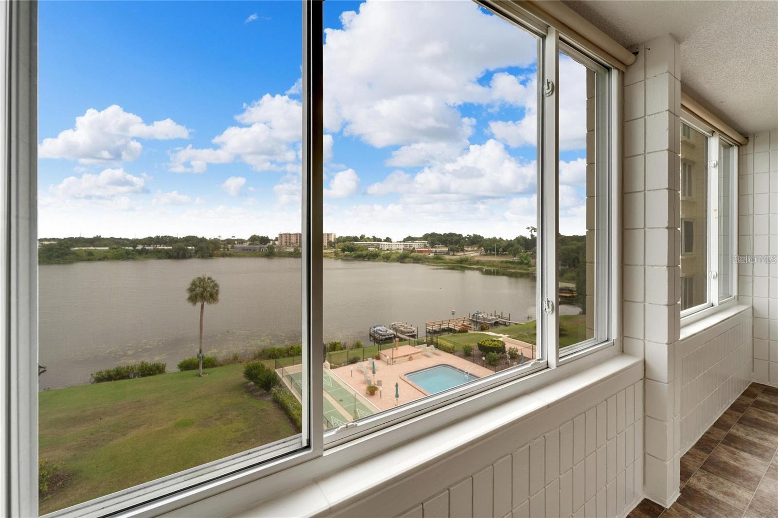 Image 19 of 77 For 700 Mirror Terrace Nw 505