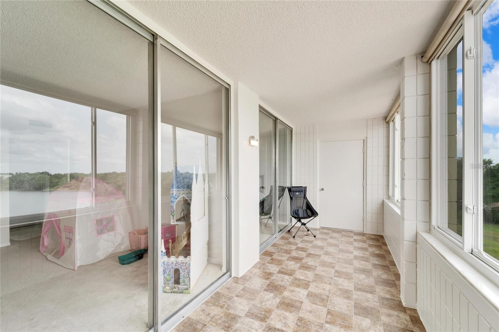 Image 23 of 77 For 700 Mirror Terrace Nw 505