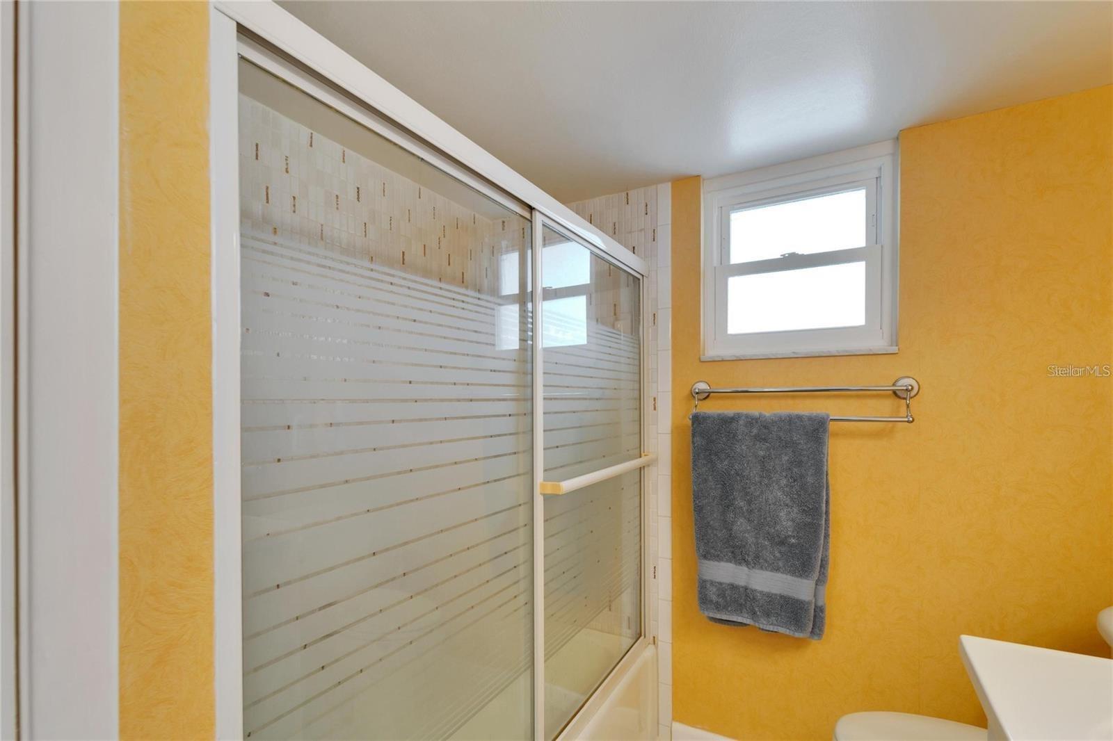 Image 27 of 77 For 700 Mirror Terrace Nw 505