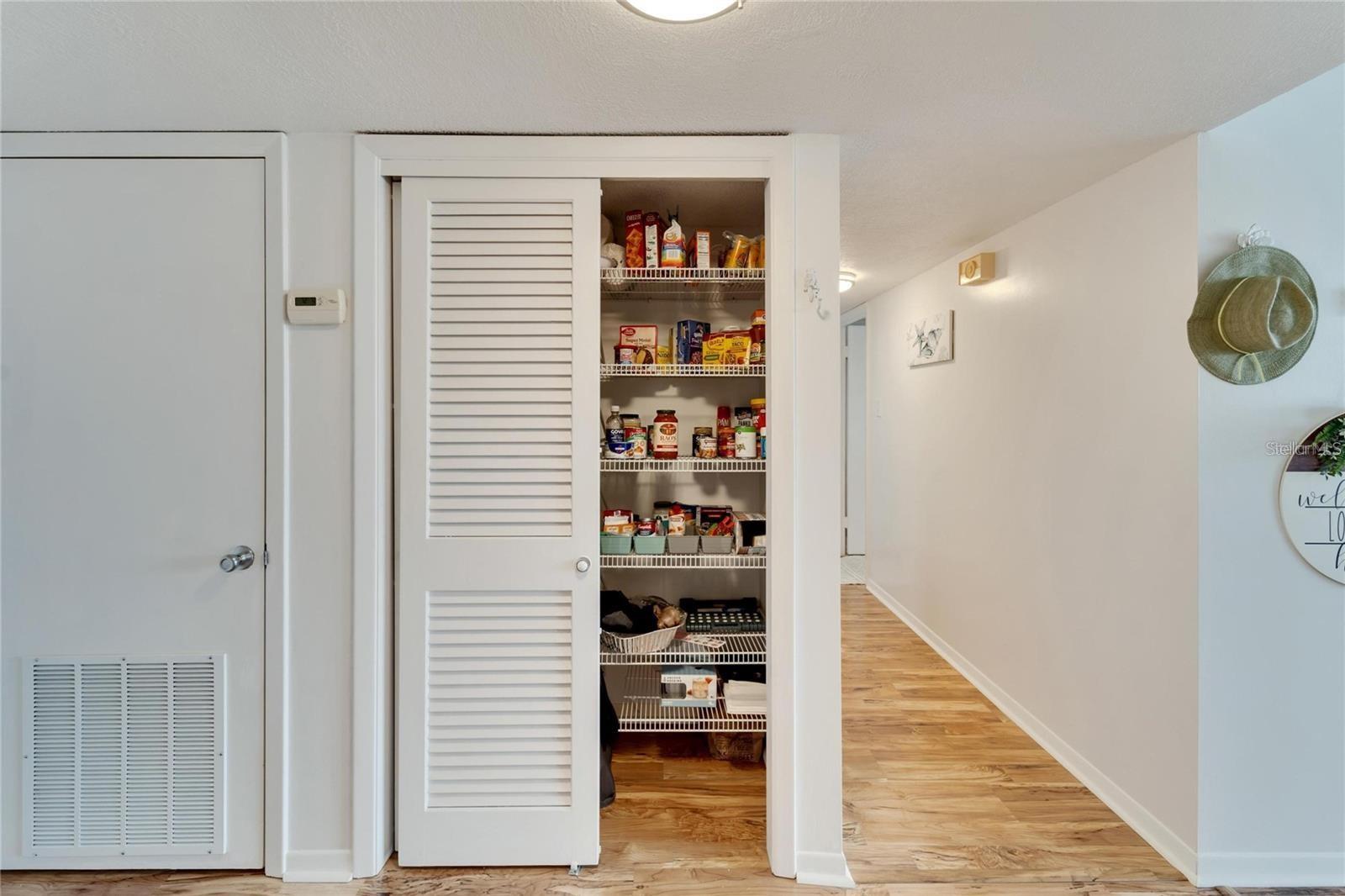 Image 38 of 77 For 700 Mirror Terrace Nw 505