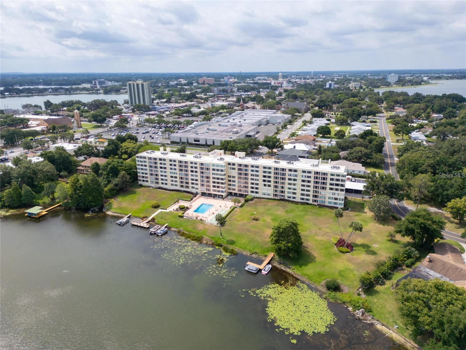 Image 41 of 77 For 700 Mirror Terrace Nw 505