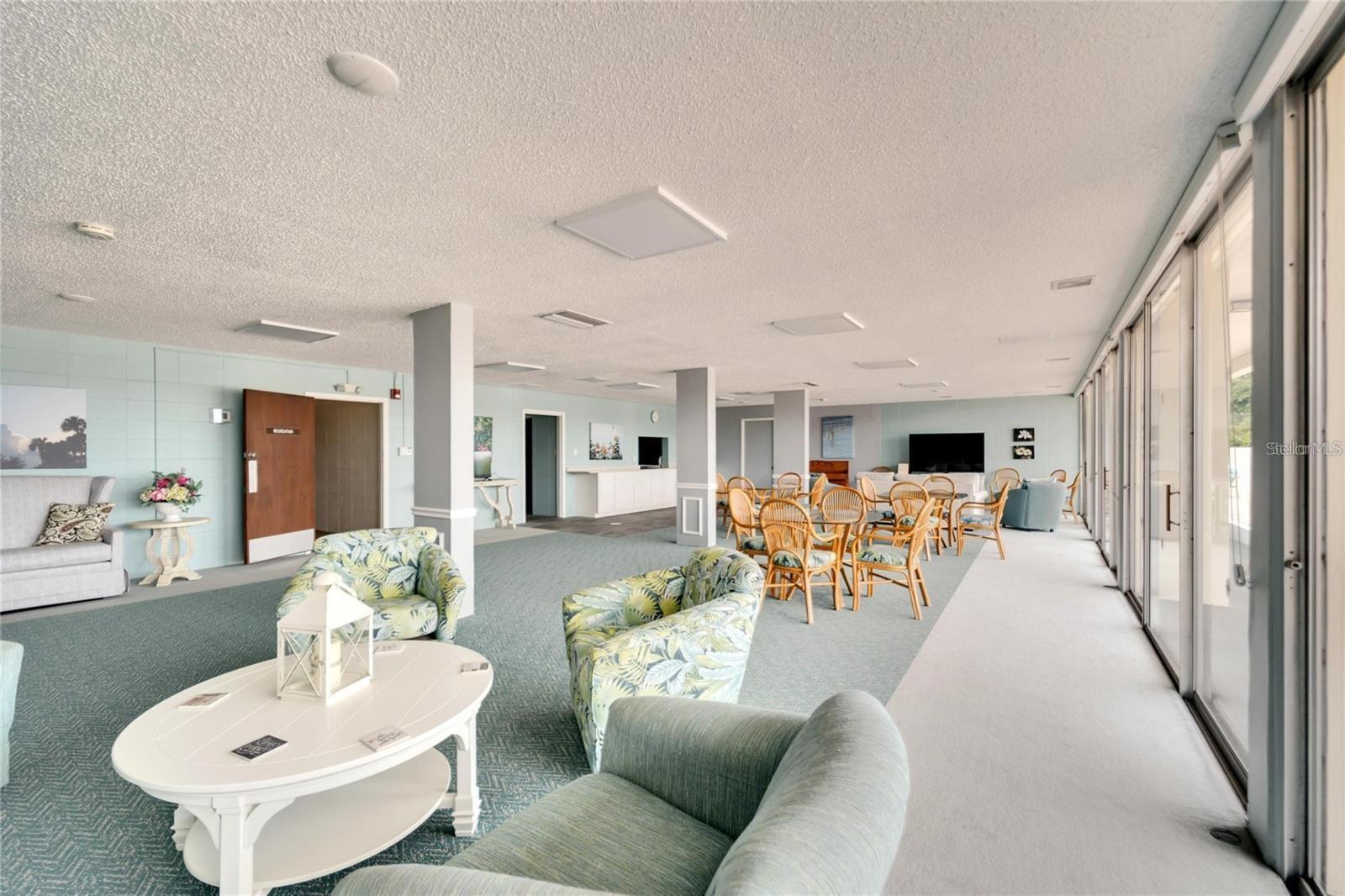 Image 66 of 77 For 700 Mirror Terrace Nw 505