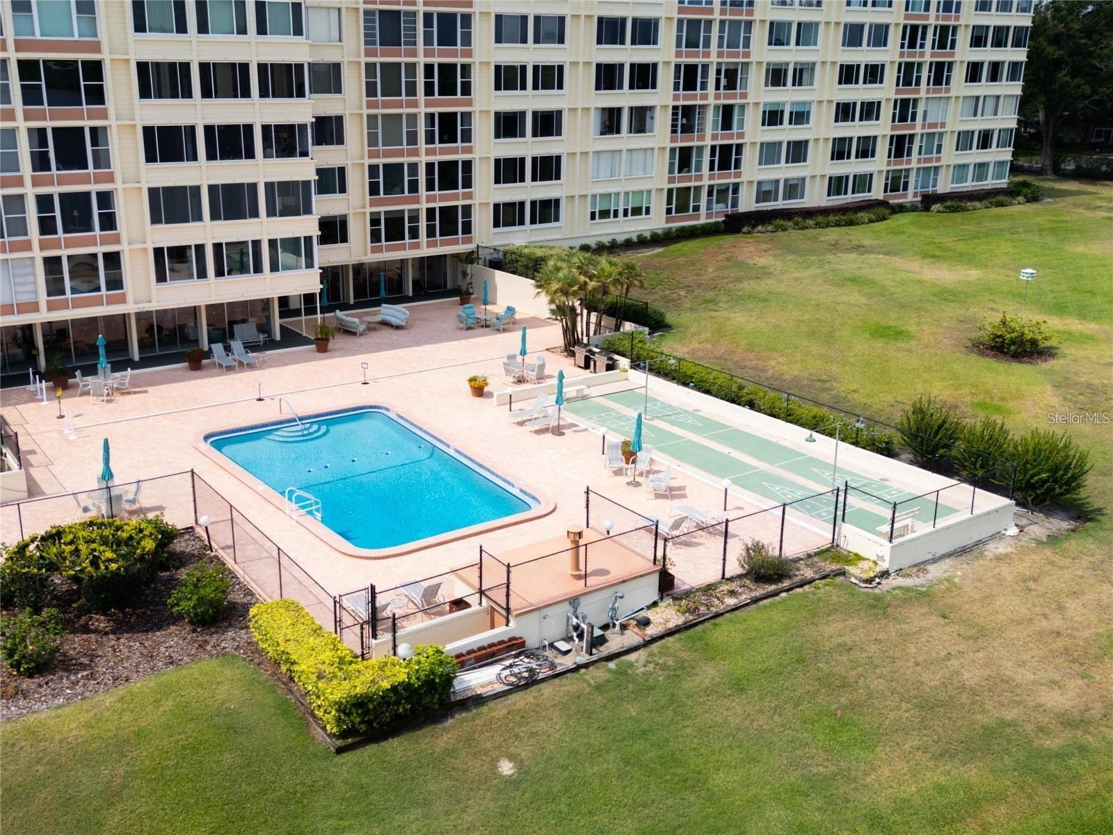 Image 73 of 77 For 700 Mirror Terrace Nw 505