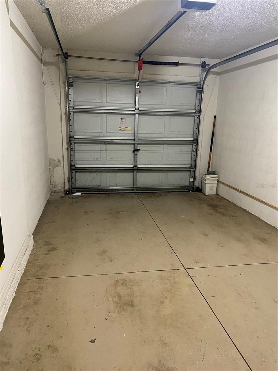 Image 14 of 26 For 4142 Winding River Way