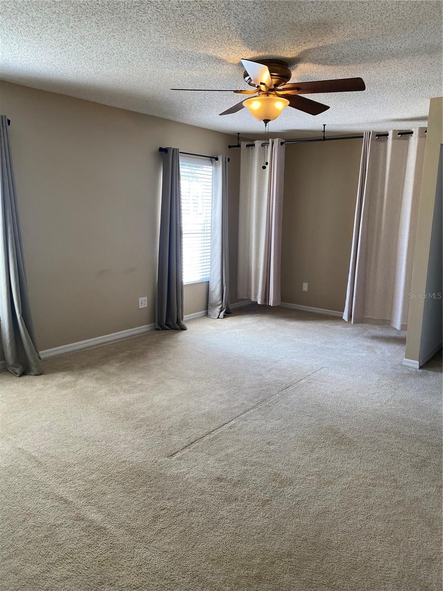 Image 17 of 26 For 4142 Winding River Way