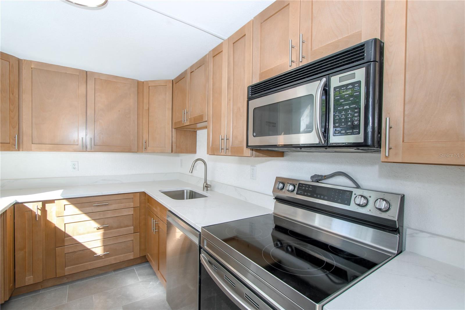 Image 13 of 45 For 7425 Bay Island Drive S 108