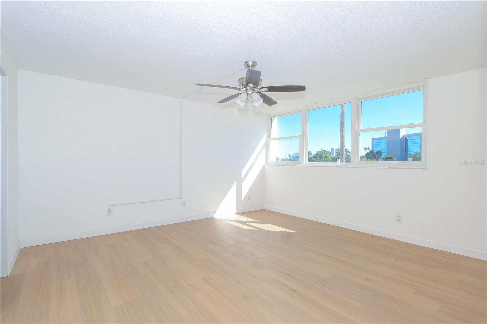 Image 25 of 45 For 7425 Bay Island Drive S 108