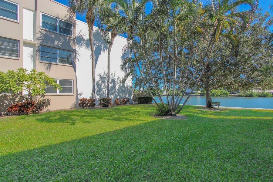 Image 5 of 45 For 7425 Bay Island Drive S 108