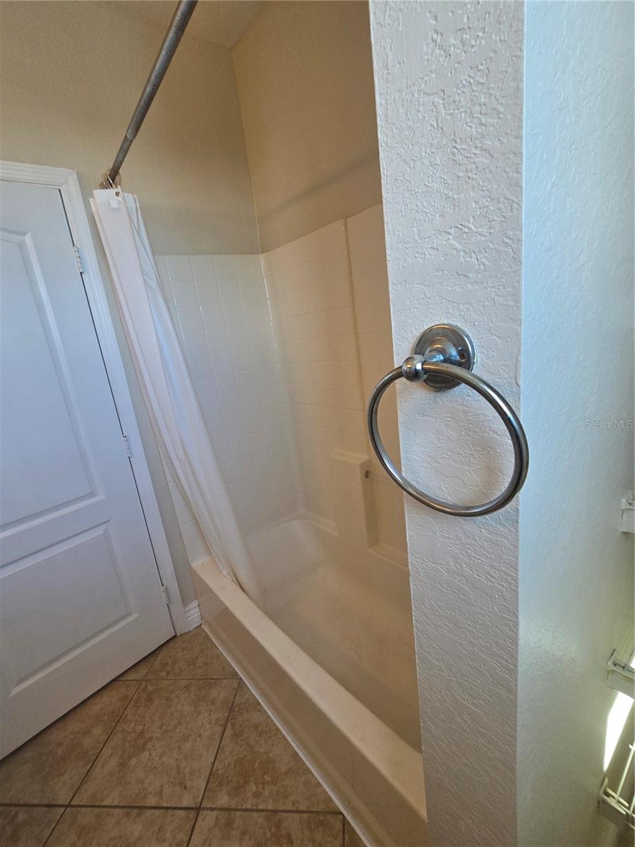 Image 24 of 40 For 2732 Via Murano  531