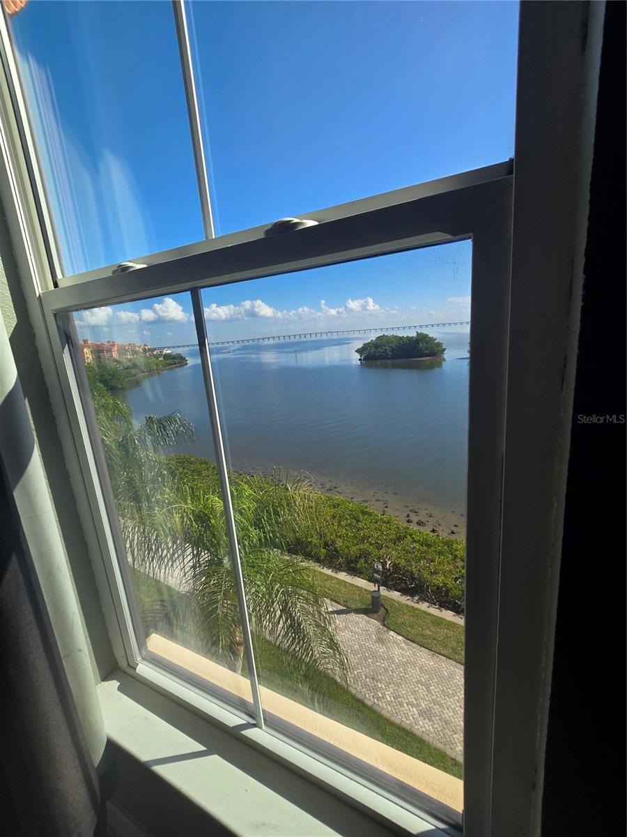 Image 26 of 40 For 2732 Via Murano  531