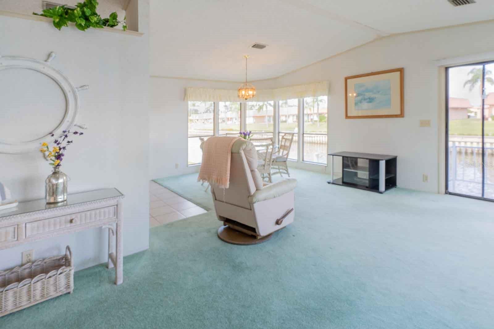 Image 30 of 100 For 18675 Us Highway 19 N 173