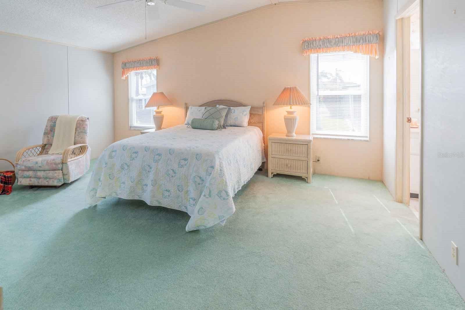 Image 36 of 100 For 18675 Us Highway 19 N 173