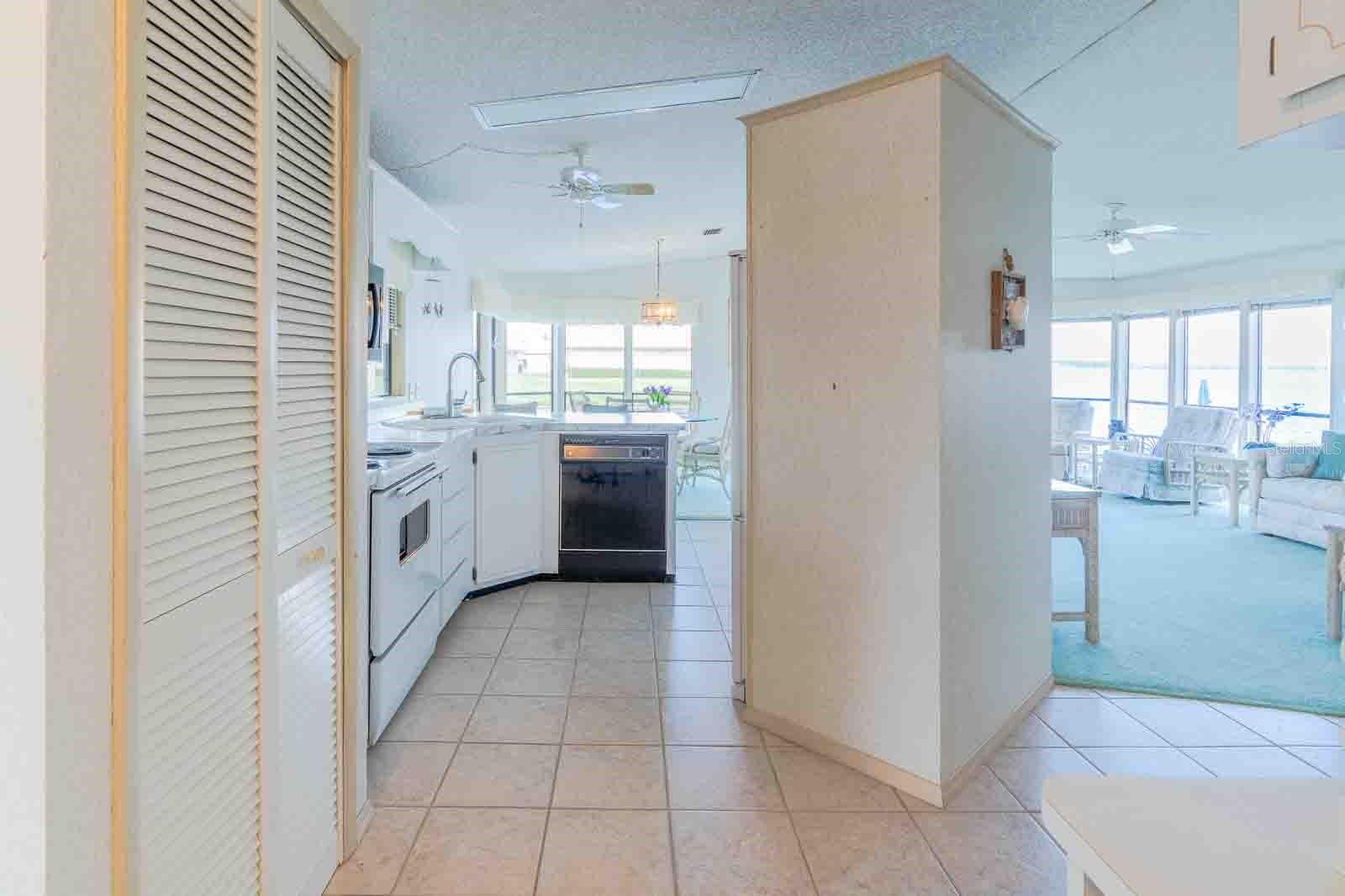 Image 7 of 100 For 18675 Us Highway 19 N 173