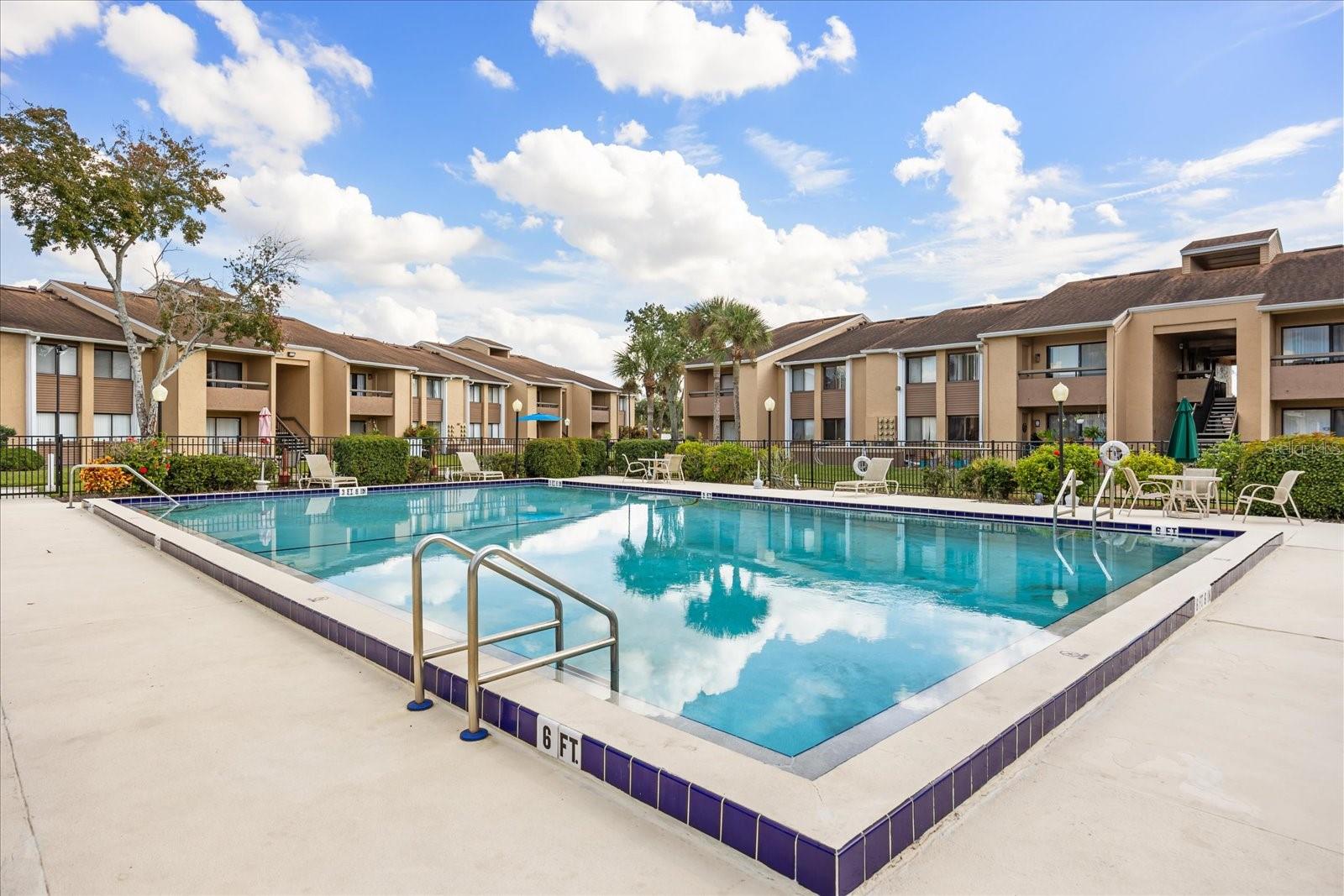 Image 30 of 39 For 5339 Vineland Road 203